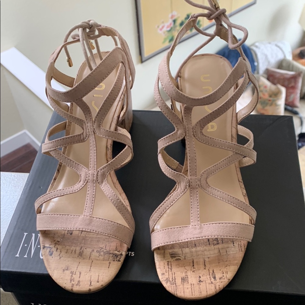 Women's Tan Strappy Sandals. Only worn once!